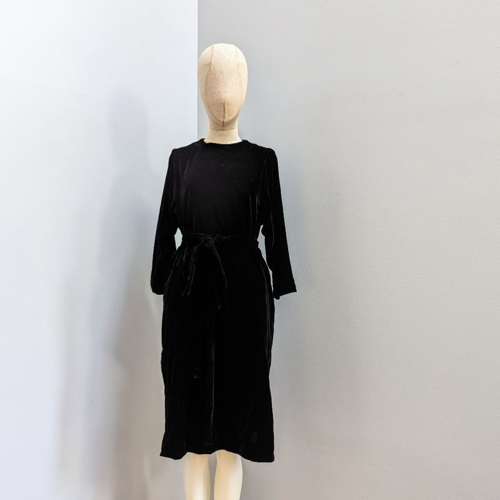 Heidi Merrick Long Sleeve Velour Dress XS Black